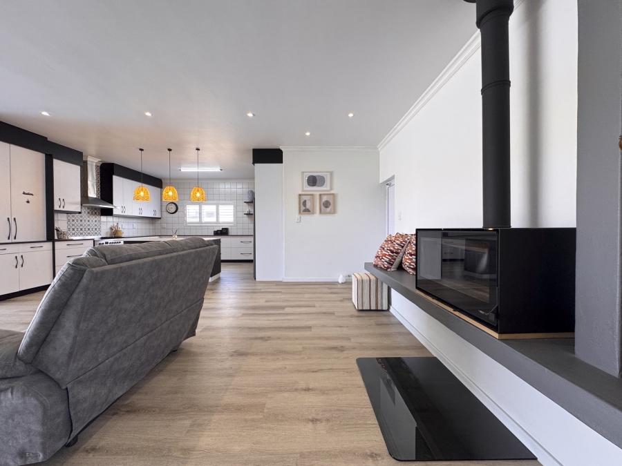 3 Bedroom Property for Sale in Country Club Western Cape